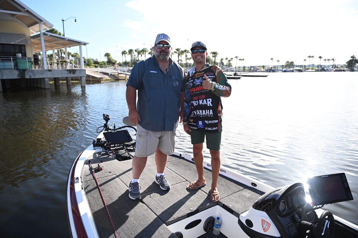 Humminbird and Minn Kota Surprise Deserving Angler and Veteran David Lowrie  with a Complete Boat Overhaul at ICAST 2019 - Minn Kota