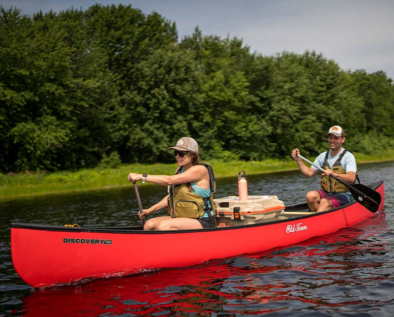 Paddling in the Old Town Discovery 158 canoe