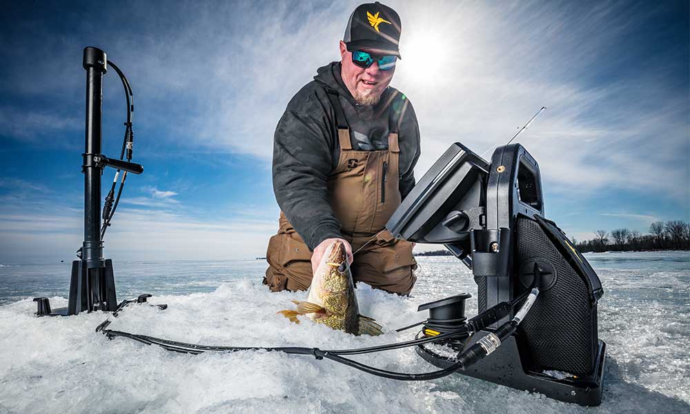 ice fishing walleye with live sonar