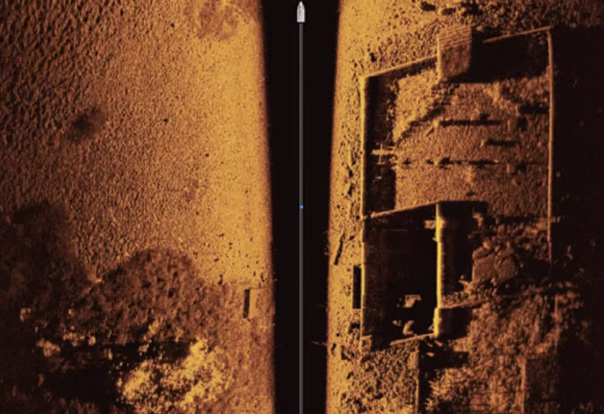 Side Image of Weedbeds and Structure